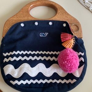 Vineyard Vines Wood Handle Hand Bag